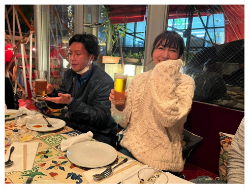 恋愛バラエティー番組「あいのり」桃とクロが鉄平や聖二ら15人と忘年会