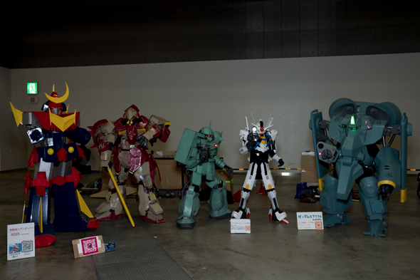 ALEXのロボットのコス