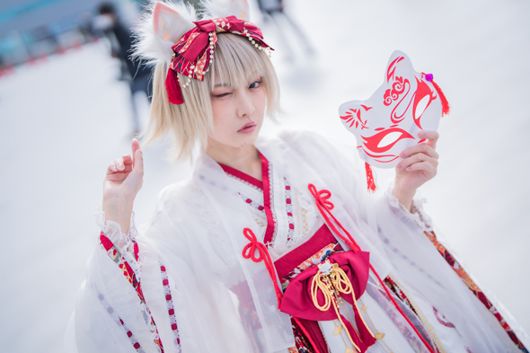 火将ロシエルと西山野園美によるオリジナル衣装