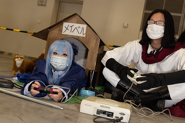 ERRORとわかめの「異世界おじさん」メイベルとおじさん