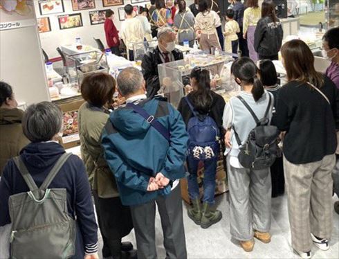 食品サンプル えび天 天ぷら 実演 作り方 職人技 いわさき おいしさのアート展