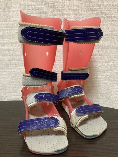 「下肢装具」の画像