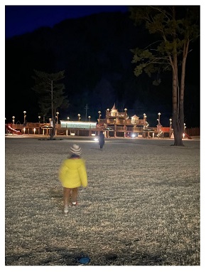 アミューズ本社のアスレチック遊具