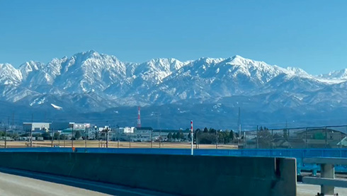 富山の絶景がすごい迫力　国道8号線から見える立山連峰が感動的だと話題
