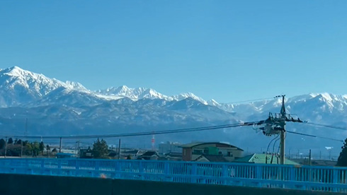 富山の絶景がすごい迫力　国道8号線から見える立山連峰が感動的だと話題