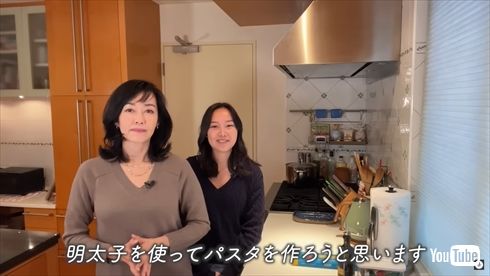 早見優と長女・アリサのクッキング動画