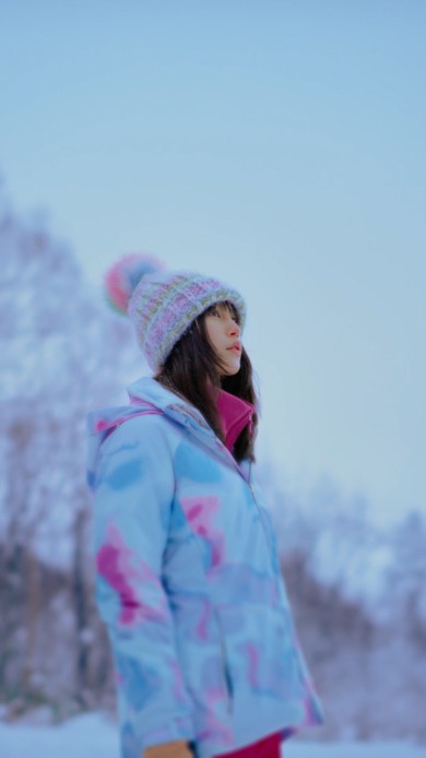 南沙良が出演する東日本旅客鉄道「JR SKISKI」