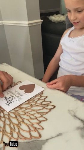 「Girl Cries Happy Tears When She Finds Out She's Going to Be a Big Sister || ViralHog」