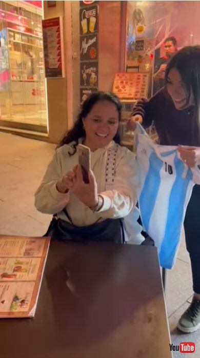 家族の再会サプライズ