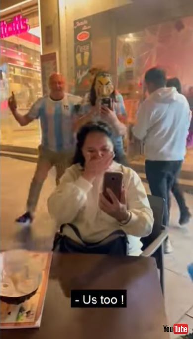 家族の再会サプライズ