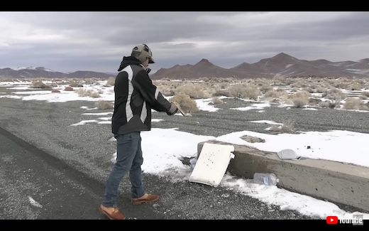 銃弾 防弾 枕 検証 動画