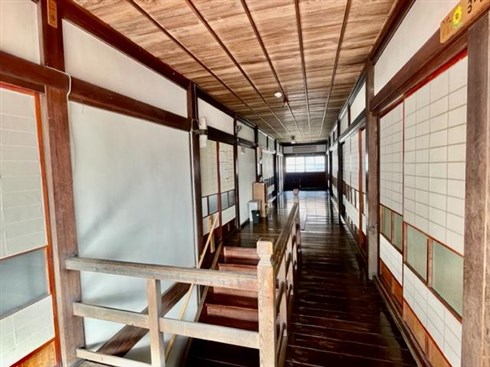 映画「犬神家の一族」の旅館が売りに出ている！　不動産屋に経緯や建物の歴史を聞いた