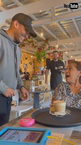 「The Sweetest Surprise || ViralHog」