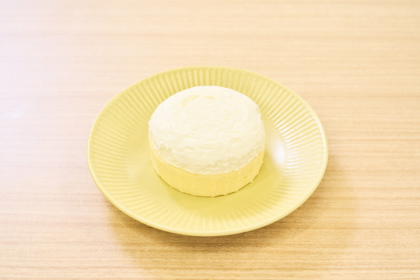 ローソン・盛りすぎキャンペーン・ロールケーキ俯瞰