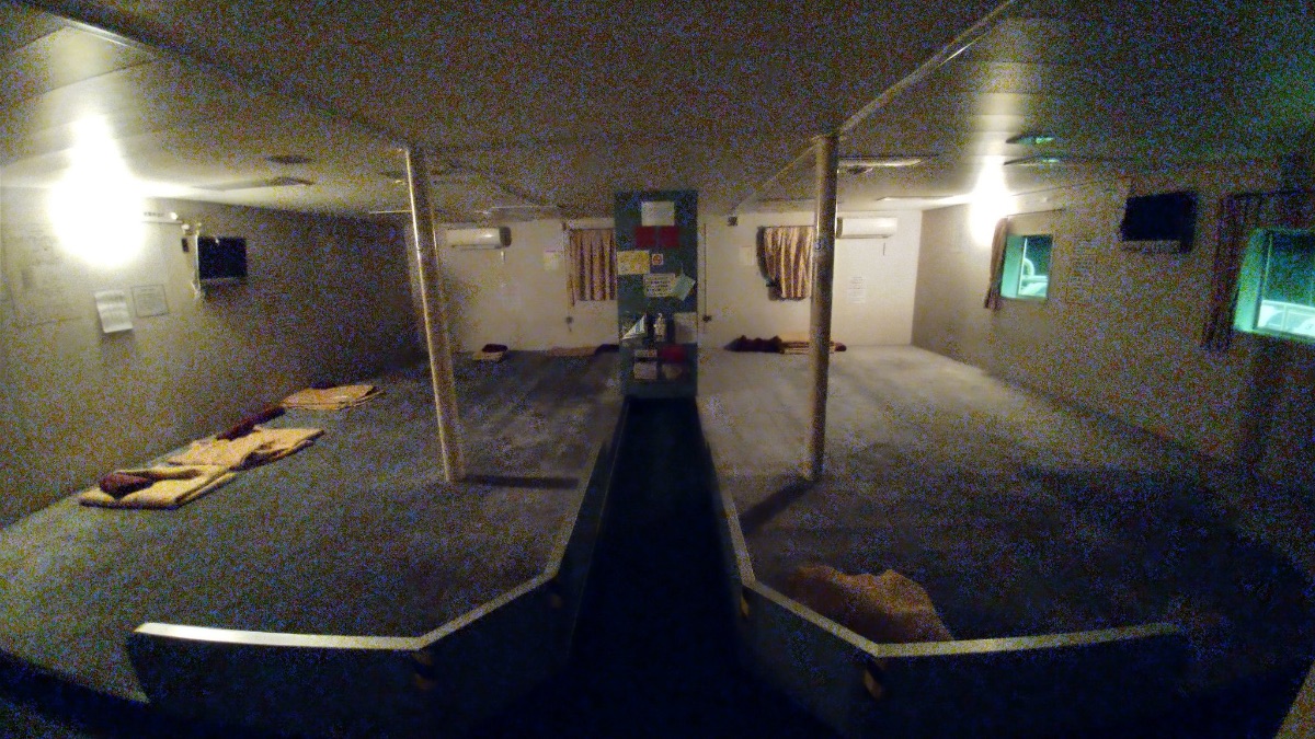 フェリーで乗客が自分1人だけ！　消灯後のぼっちすぎる様子が半分ホラーと話題に