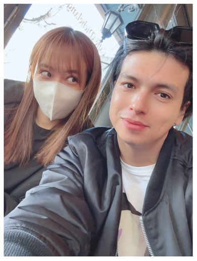 不妊治療を始めたアレクサンダーと川崎希