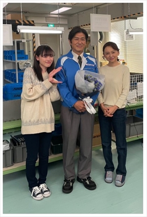 「舞いあがれ！」福原遥、高橋克典、永作博美の家族ショット