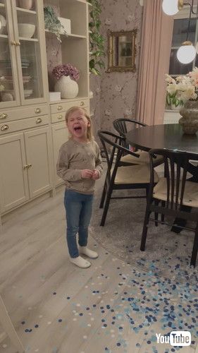 「An Upsetting Gender Reveal || ViralHog」