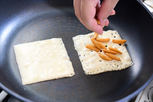 亀田製菓 柿の種　チーズせんべい