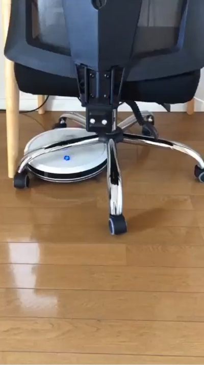 ロボット掃除機出られない