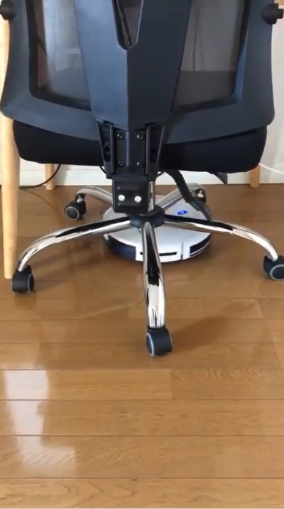 ロボット掃除機出られない