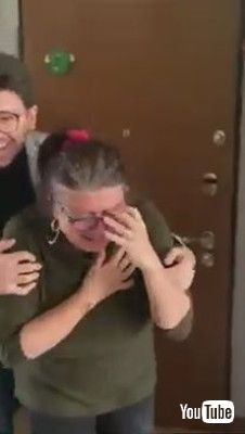 「The Happiest Family Surprise || ViralHog」