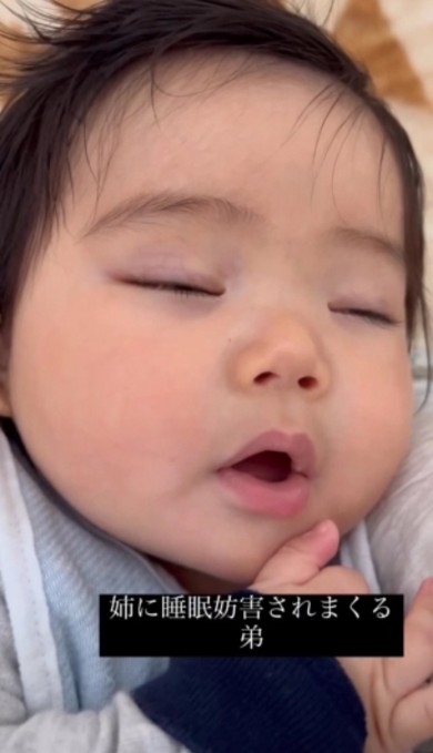 寝起きで天使の笑顔