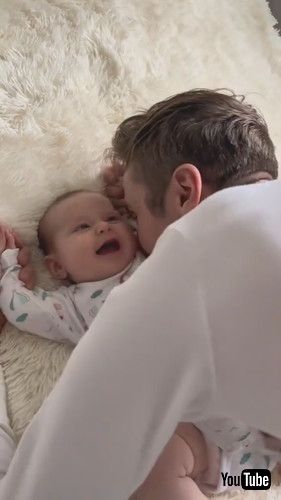 「The Happiest Sound In The World || ViralHog」