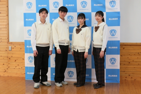 女子スラックス