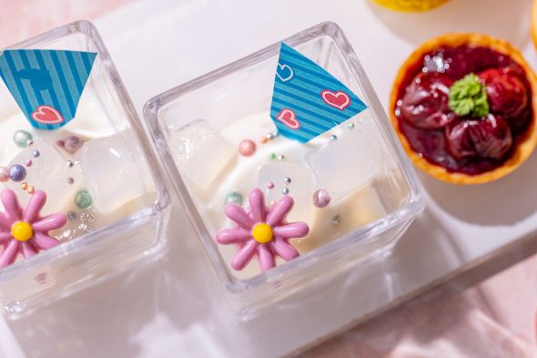 ナタデココとヨーグルトのパルフェ、チェリーパイ