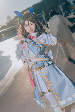 まるすがおの「ウマ娘」キングヘイロー