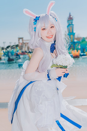 月詠乃愛の「アズールレーン」ラフィー（ケッコン衣装）