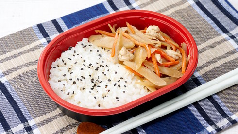 ローソンストア100きんぴらごぼう弁当