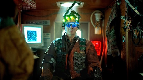 アカデミー賞最有力候補「エブエブ」が主婦が確定申告中にバトる実写版『すごいよ!!マサルさん』だった件