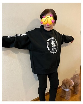 セーラーズを着た内海和子の母