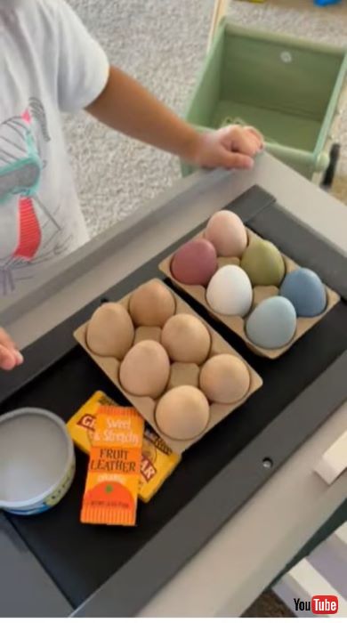 おままごとでインフレを学んだ女の子