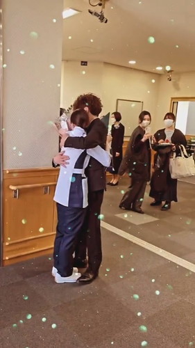 花束サプライズ