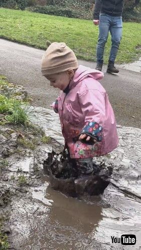 「Playing in the Puddles || ViralHog」