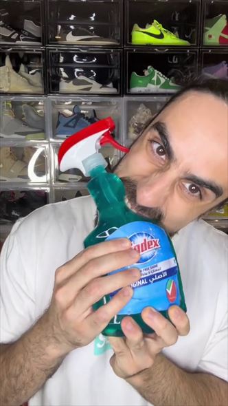 スプレーボトル