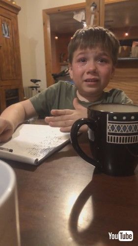 「Elijah Wants To Call The Creator Of English || ViralHog」