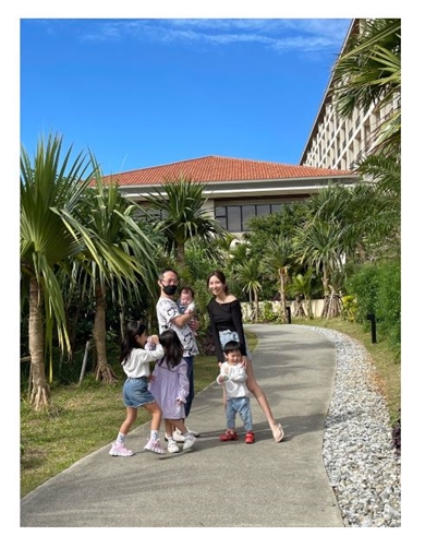 菊池瑠々と夫と子どもたち