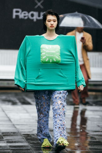 NTTドコモ TOKYO ARUKISMARTPHONE COLLECTION