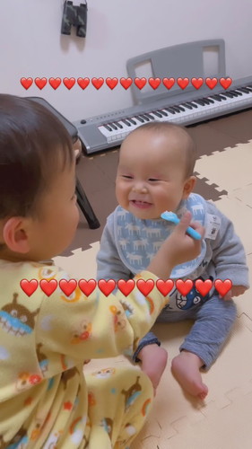 「離乳食くれる兄ちゃんに絶対恋してる次男オズ」