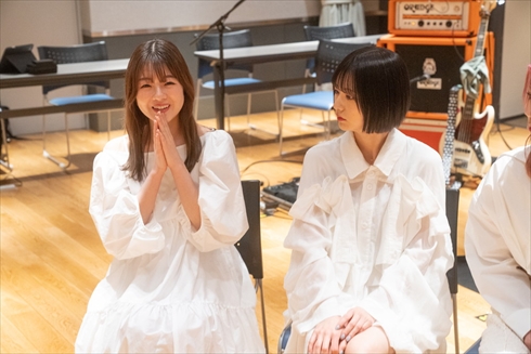 「Youplus」元モーニング娘。の尾形春水、元アンジュルムの中西香菜、元乃木坂46の川後陽菜、元フェアリーズの林田真尋