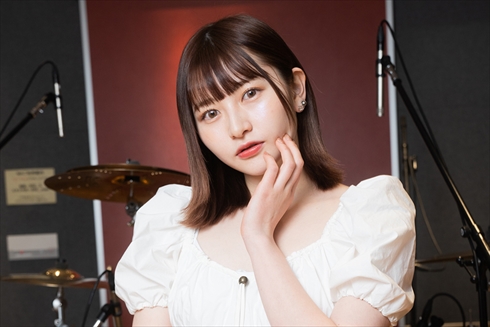 「Youplus」元モーニング娘。の尾形春水、元アンジュルムの中西香菜、元乃木坂46の川後陽菜、元フェアリーズの林田真尋