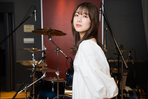 「Youplus」元モーニング娘。の尾形春水、元アンジュルムの中西香菜、元乃木坂46の川後陽菜、元フェアリーズの林田真尋