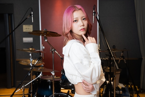 「Youplus」元モーニング娘。の尾形春水、元アンジュルムの中西香菜、元乃木坂46の川後陽菜、元フェアリーズの林田真尋