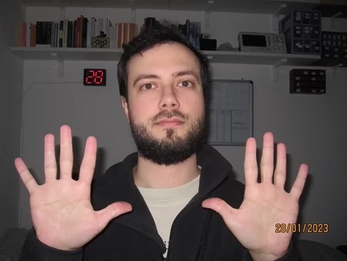 ガブリエルさんの18歳から27歳03