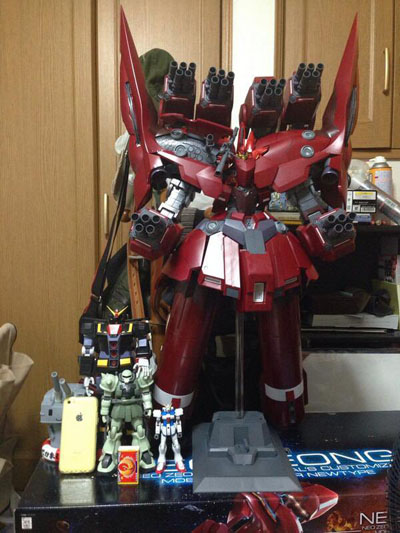 全高83センチのガンプラ「IIネオ・ジオング」が再販決定