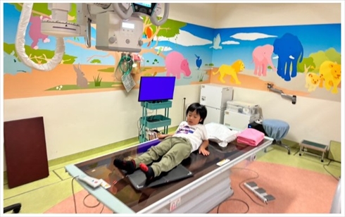 アレクサンダーと川崎希の息子・景寅くん